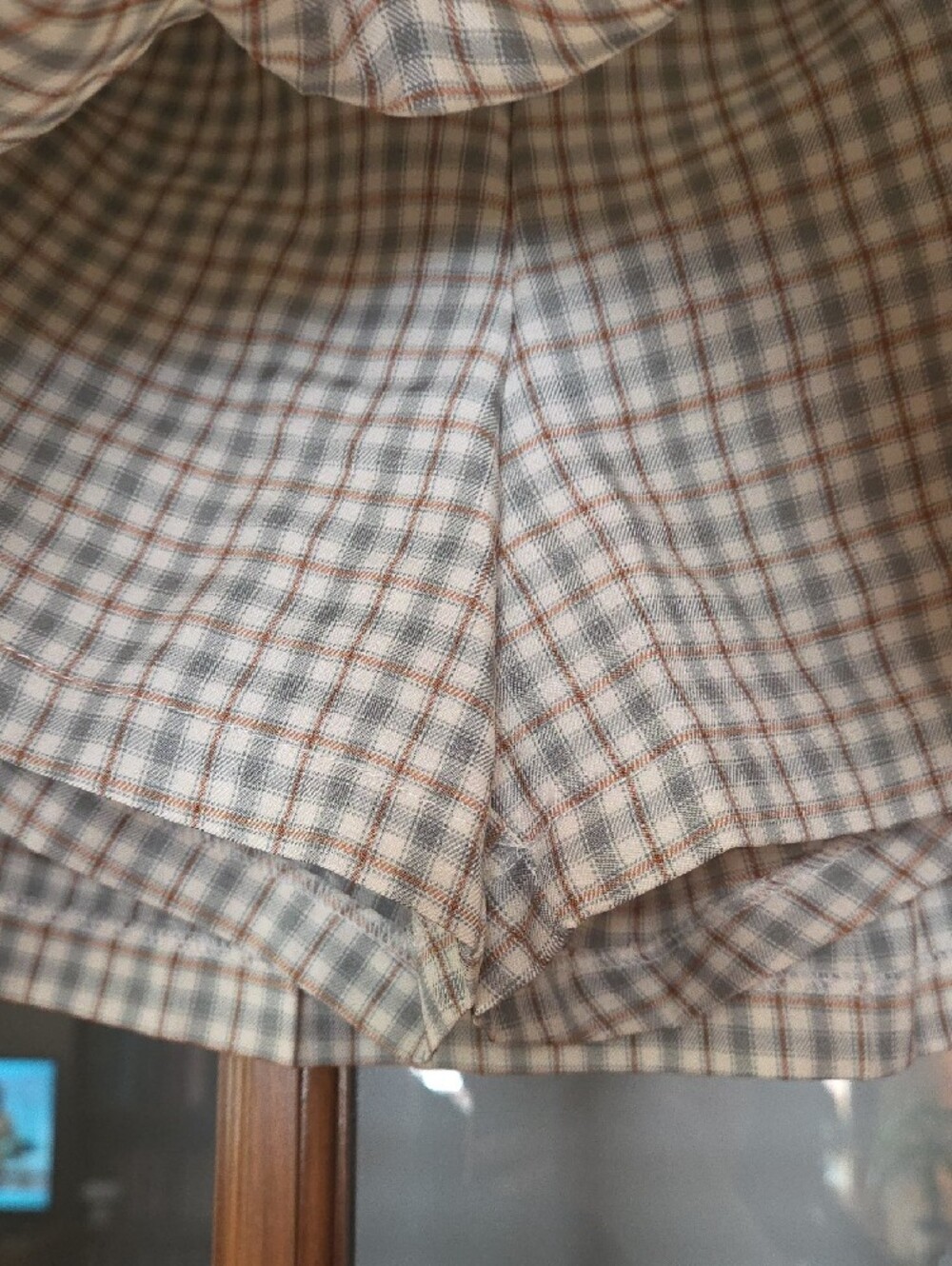 Risque Clothing - Plaid A-Line Mini Skort in Cream, Brown, & Light Blue Size L - Picture 3 of 7